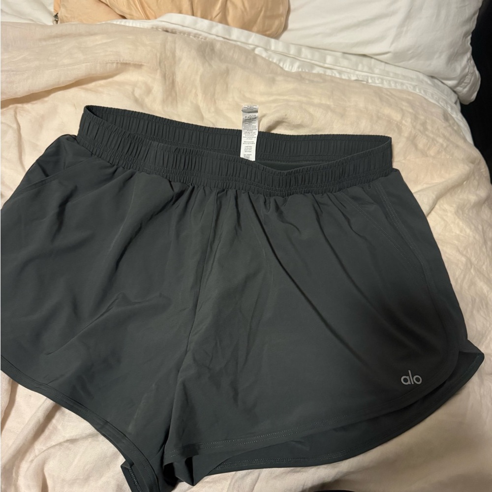 ALO Yoga Women's Charcoal Athletic Shorts